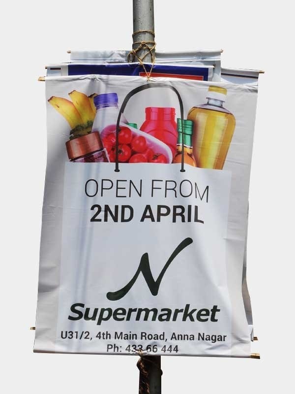 Order Lamp Post Flex Banners Online at Cheapest Price with Door